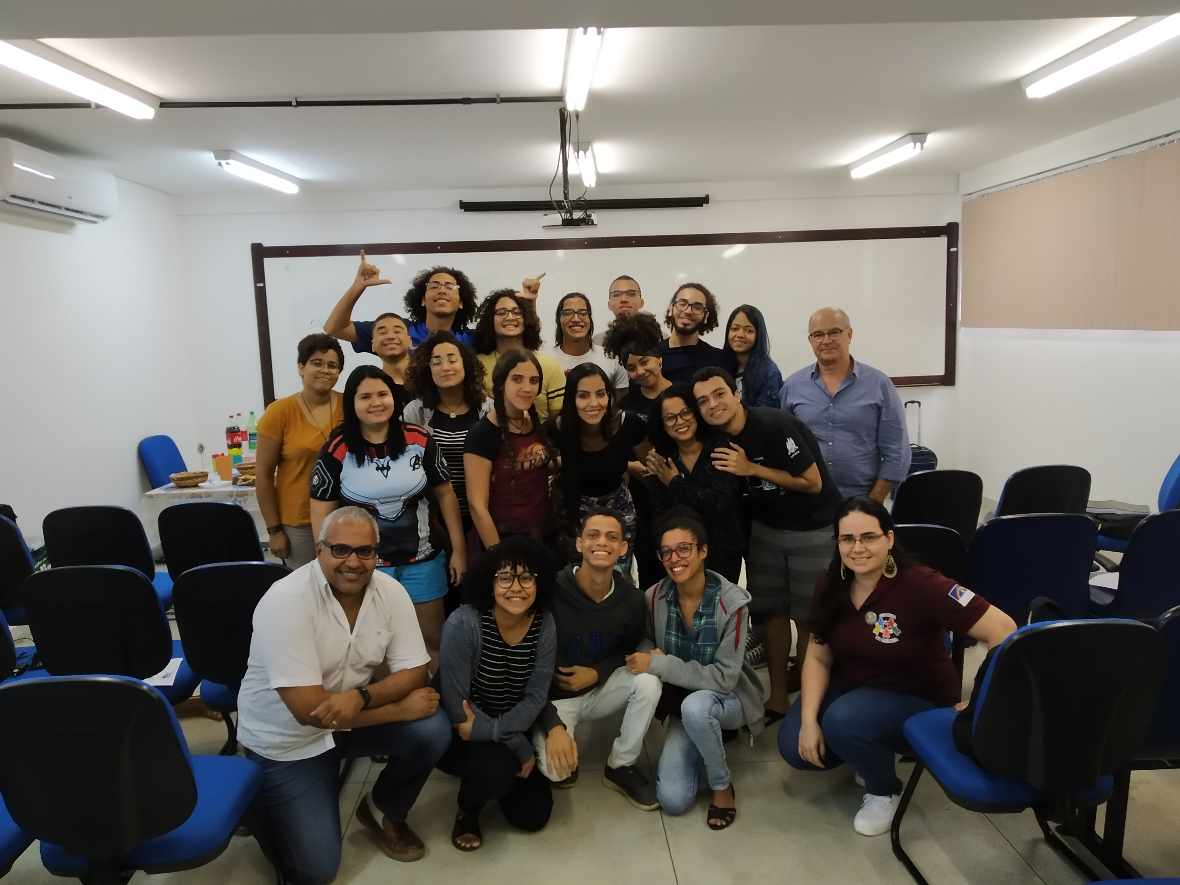 Equipe do Coletivo Entropia em encontro pedagógico