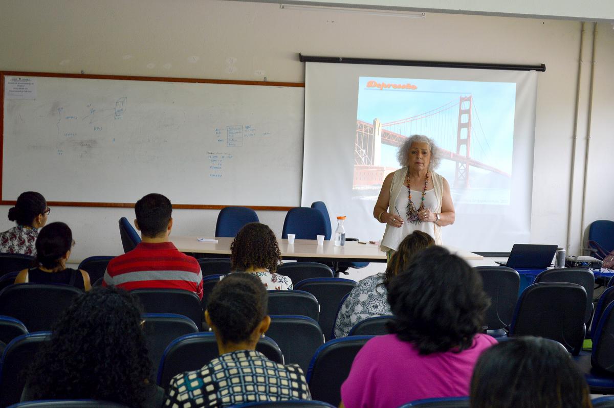 Conferência sobre depressão e suicídio.