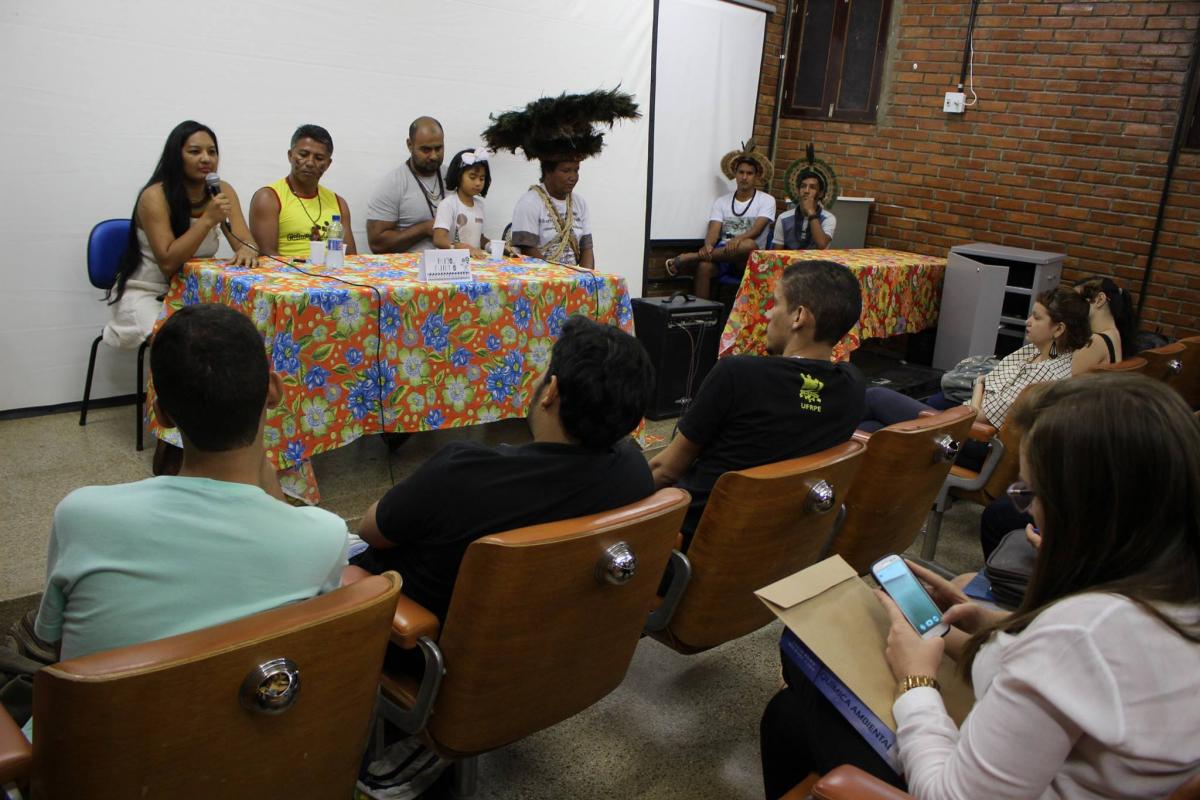 Além dos filmes, debates e rodas de conversa aprofundaram temática indígena