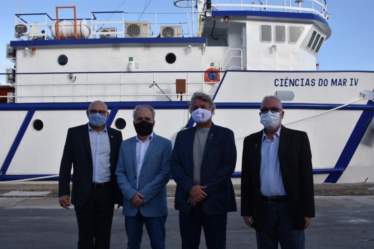 Equipe gestora da UFRPE e UFPE